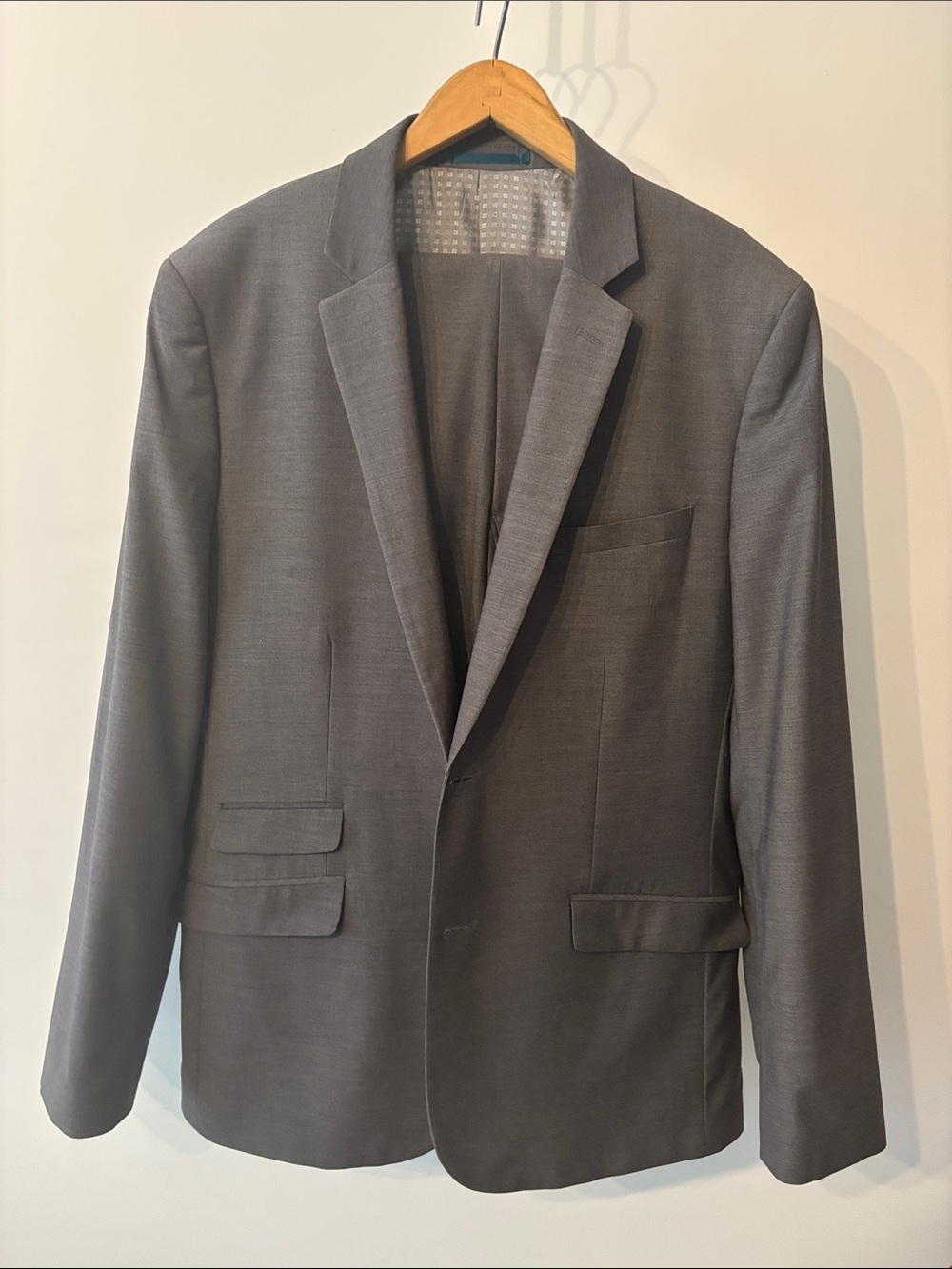 RW&CO Preston 42R Gray Wool Blend Suit 35x31 Tailored Fit